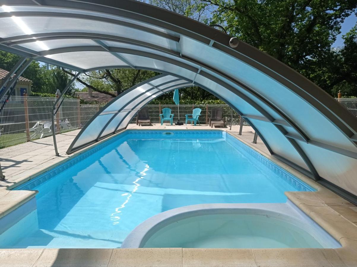 Holiday home Les De Lescurou